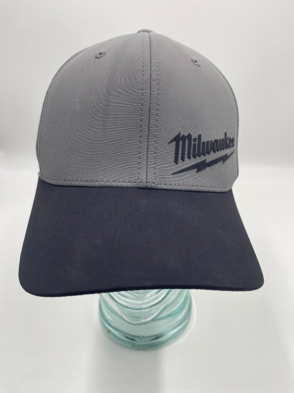 Milwaukee Flexfit Fitted Hat Size S/M Gray Black Cap Workskin Yupoong Tools Work